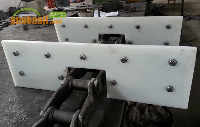 新型超高分子量聚乙烯刮板特点